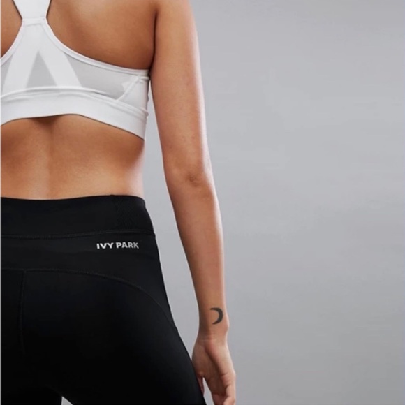 Ivy Park “Y” Black Cropped High Waist  Leggings Size L - Picture 2 of 15